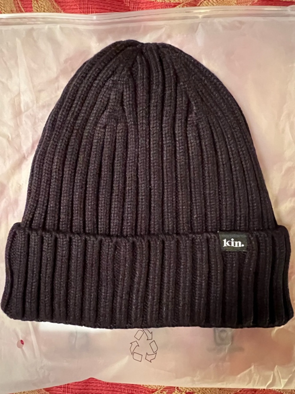 KIN BLACK Knit Beanie-satin lined - ONE SIZE  NEW IN BAG - super quality Unisex
